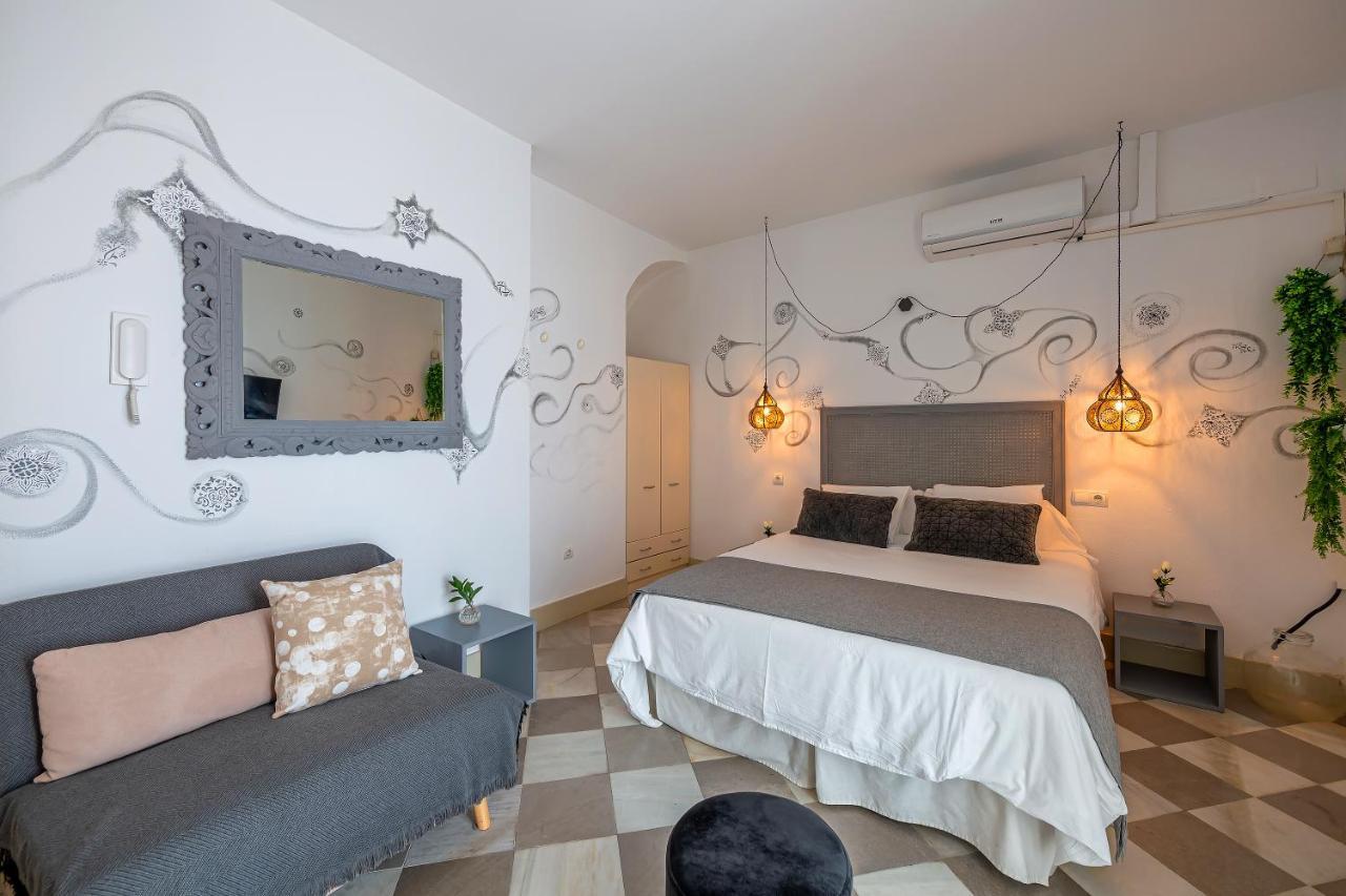 La Casa De La Favorita Hotel Тарифа Екстериор снимка