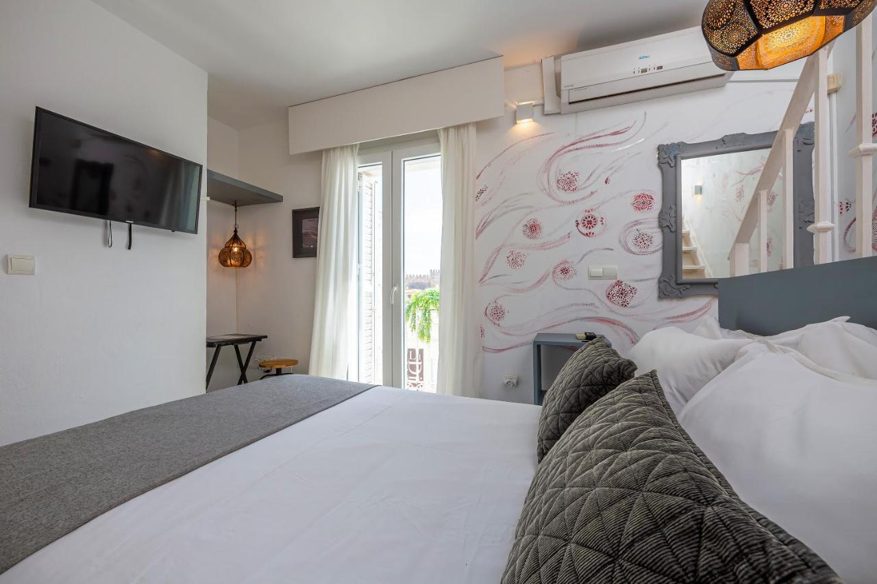 La Casa De La Favorita Hotel Тарифа Екстериор снимка